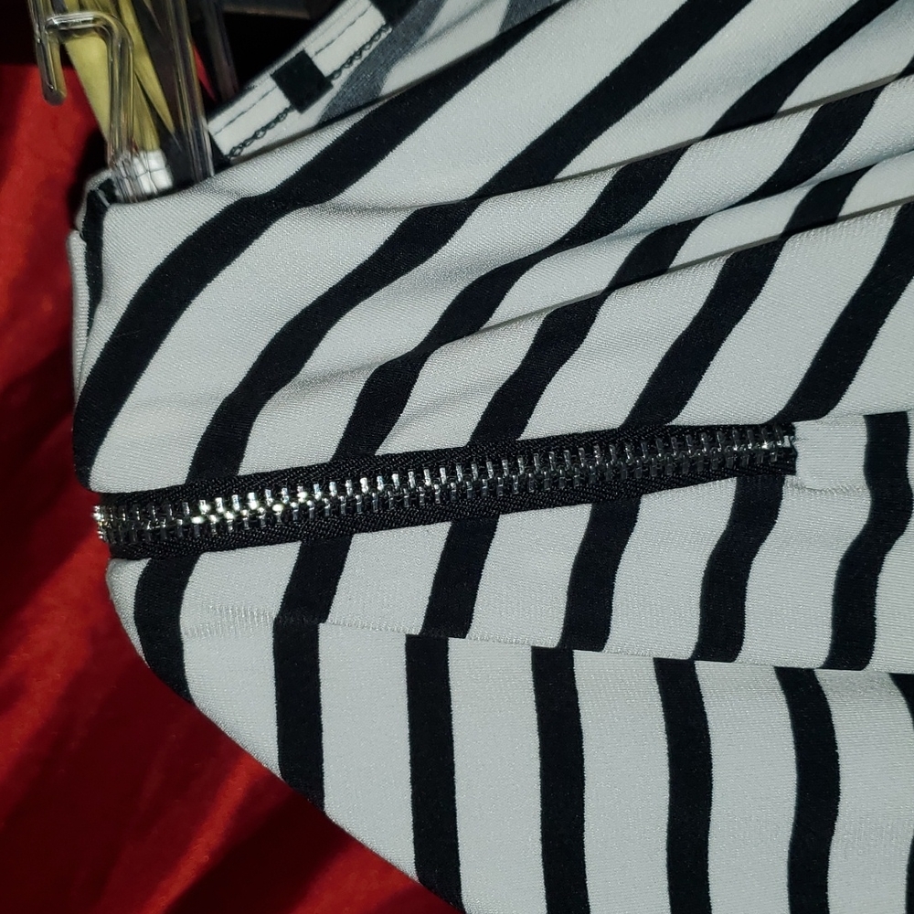 Blouse - Picture 3 of 4